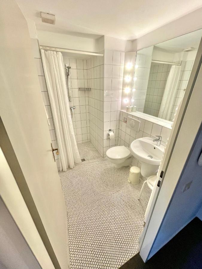 Hotel Pension Linz Bühl Eksteriør bilde