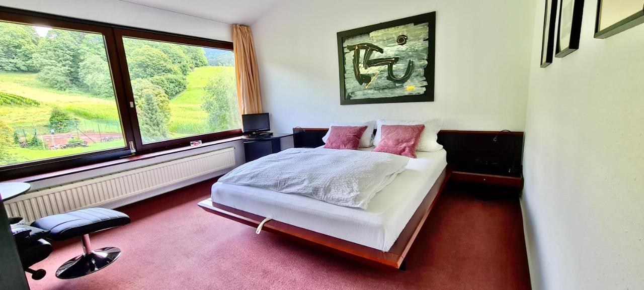 Hotel Pension Linz Bühl Eksteriør bilde
